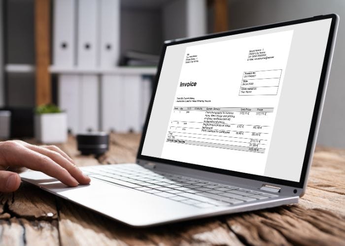 اكتشف كل ما يتعلق بالفاتورة الإلكترونية في السعودية من خلال مقالات شاملة ومفصلة في مدونة "احسبها الحين". نغطي كل ما تحتاجه للامتثال للمرحلتين الأولى والثانية، بدءًا من تعريف الفاتورة الإلكترونية، إلى متطلبات إصدارها، وكيفية الربط والتكامل مع هيئة الزكاة والضريبة والجمارك. احصل على إرشادات ونصائح عملية لتحسين عمليات الفوترة، تعزيز الشفافية المالية، والامتثال للقوانين الجديدة بفعالية. دليل متكامل لمساعدتك على الانتقال إلى الفوترة الرقمية بسلاسة ومواكبة التحول الرقمي في المملكة